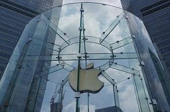 Поставщики для складного iPhone уже выбраны