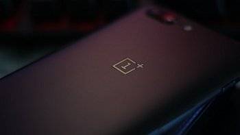 OnePlus, возможно, выпустит компактный смартфон на флагманском чипе Qualcomm
