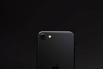 iPhone SE 4 предположительно унаследует камеры iPhone 16